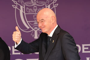UEFA, CONCACAF e AFC continuam a não depositar confiança em Gianni Infantino