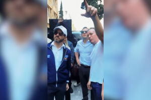 Presidente da Colômbia visita cidade fortemente afetada pelo sismo durante buscas por desaparecidos 