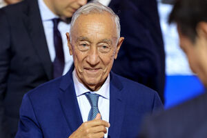 Marcelo Rebelo de Sousa no Hospital de São João após indisposição.
