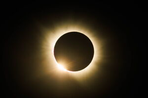 Eclipse total do sol captado no Parque Natural do Montesinho, em Bragança
