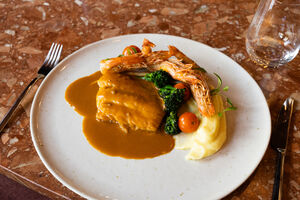 O filete de pescada (€25), do Dramatics Restaurant & Bar 