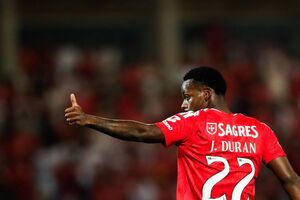 Benfica goleou o Casa Pia 