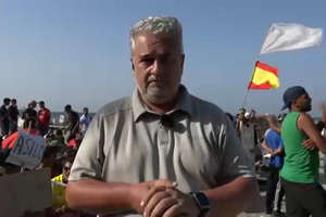 Migrantes marroquinos em Ceuta exigem asilo a Espanha que recusa elegibilidade