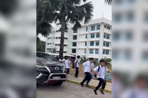 Vídeo mostra estudantes a fugir após tiroteio em escola nas Filipinas