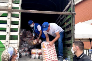 Ajuda alimentar chega às vítimas do sismo na Colômbia