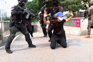 Civis, governo e militares realizam exercício antiterrorismo na Coreia do Sul