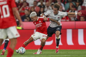 Benfica venceu em casa os dinamarqueses do Aarhus por 3-1
