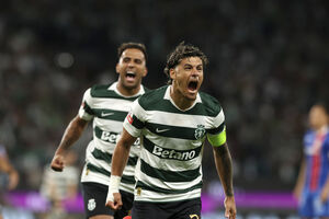 Sporting vence Alverca por 3-1