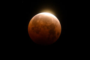 Eclipse lunar total nos EUA
