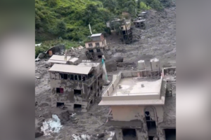 Imagens aéreas revelam dimensão da destruição provocada pelas cheias no Nepal 
