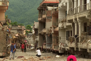 Nuwakot marcado pela vasta destruição deixada pelas cheias devastadoras no Nepal 