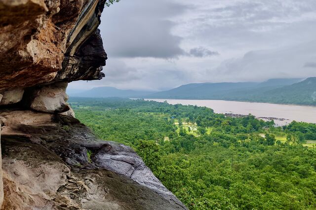 Parque Nacional de Pha Taem, em Isan, nordeste da Tailândia. Do outro lado do rio Mekong fica o Laos