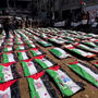 Gaza enterra 112 corpos em funeral em massa de palestinianos mortos durante ataques israelitas em 2023