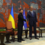 Zelensky reúne-se com presidente sérvio em primeira visita oficial a Belgrado