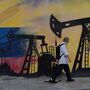 Trump diz que conseguiu “o maior acordo de petróleo da história mundial”. O que se sabe? 