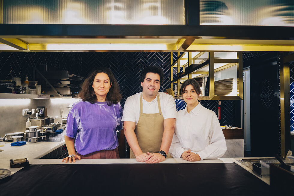 O chef com as artistas Maria Ana Vaz Costa (à esq.ª) e  Vanessa  Barragão