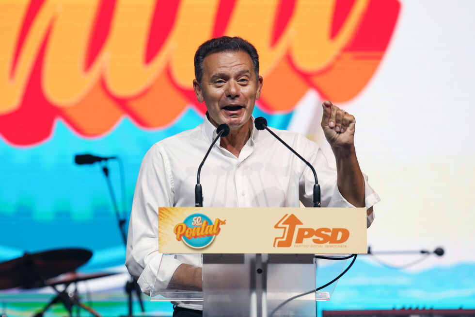 Luís Montenegro discursou por meia hora na Festa do Pontal