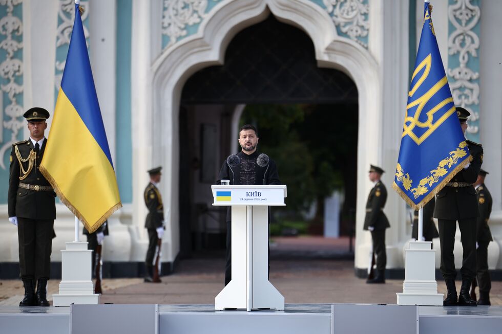 Zelensky agradece a Seguro e Montenegro apoio nos 35 anos da independência