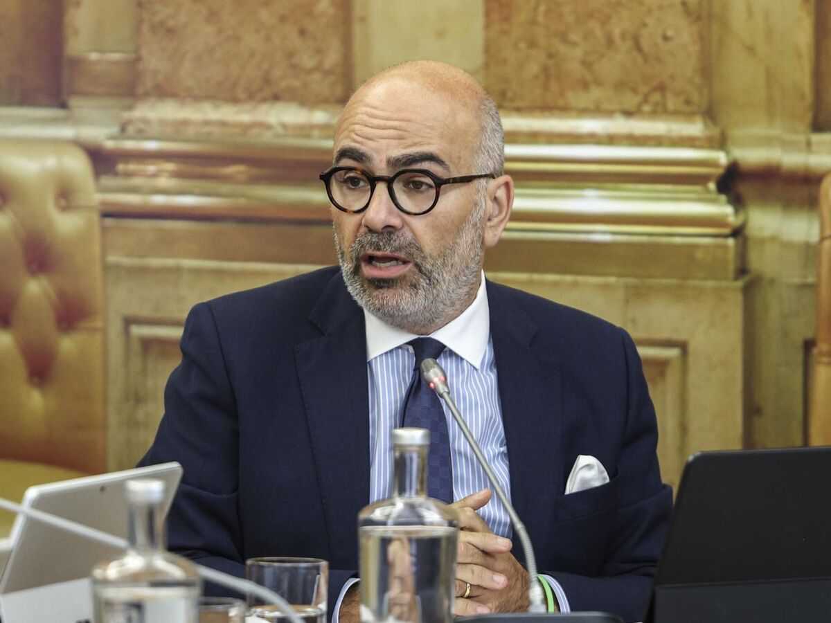 Indiscretos: Pinto Luz sobe salário no IMT e nomeia chefe de gabinete