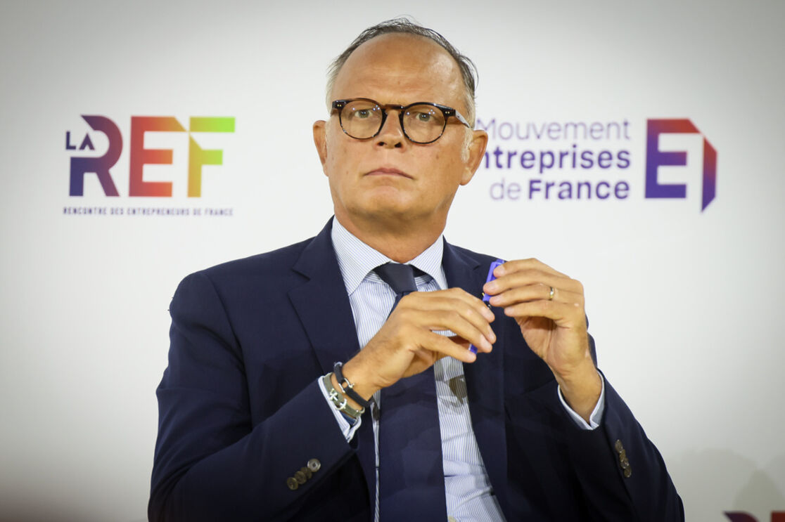 Édouard Philippe disputa o segundo lugar com Mélenchon