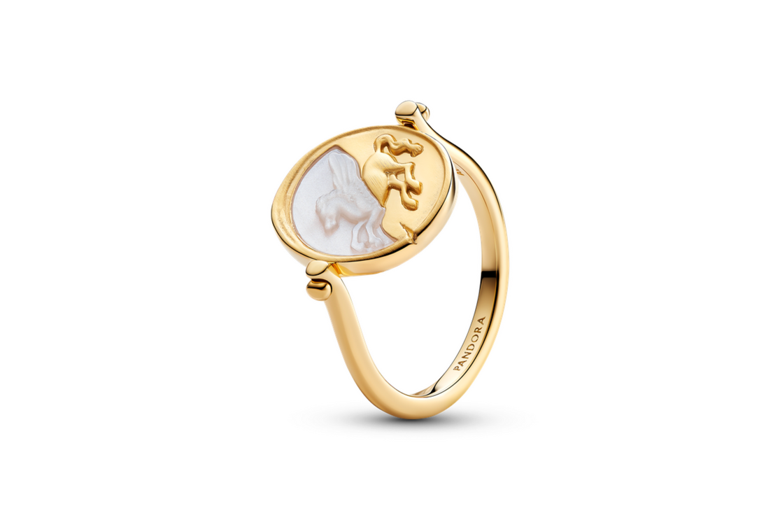 Anel Pegasus Pandora TALISMAN giratório em liga metálica de assinatura com revestimento de ouro 14k e madrepérola de bioresina, €89