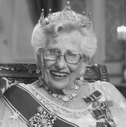 Princesa Astrid da Noruega morre aos 94 anos, dois dias depois do funeral do irmão