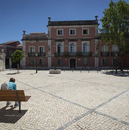 Providência cautelar suspende concurso de verbas para ensino artístico
