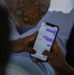 A espontaneidade acabou? Porque é que os jovens não querem falar ao telefone?