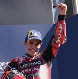 Marc Márquez vence em Misano e chega à liderança do Mundial de MotoGP