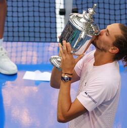 Alexander Zverev confirma favoritismo e conquista o US Open