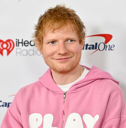 Ed Sheeran reage após ficar sozinho em digressão na sequência da polémica com Macklemore