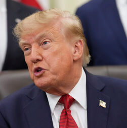 Trump considera Comité do Nobel da Paz 'corrupto' e diz que Navi Pillay é uma desconhecida