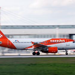 Governo da Madeira exige serviços mínimos durante greve da easyJet