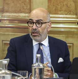 Indiscretos: Pinto Luz sobe salário no IMT e nomeia chefe de gabinete