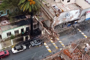 Carro cheio de explosivos rebenta junto a esquadra no México