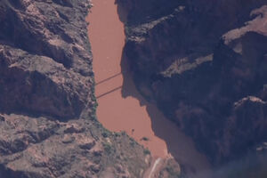Imagens aéreas mostram Grand Canyon após inundação repentina
