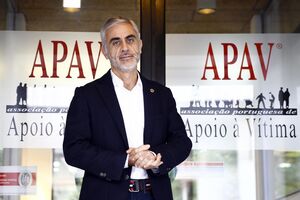 João Lázaro deixa presidência da APAV 