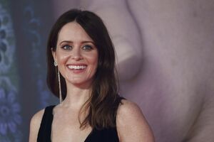  Claire Foy