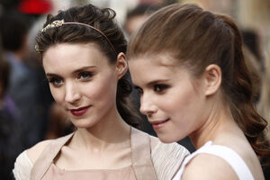 Rooney e Kate Mara