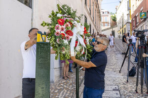 Sindicato dos Trabalhadores de Transportes Rodoviários e Urbanos de Portugal organizou uma homenagem na rua onde o acidente aconteceu