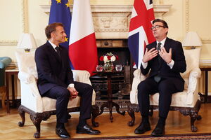 Emmanuel Macron e Andy Burnham reuniram esta quinta-feira em Londres 