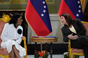 Venezuela apela ao fim das medidas  