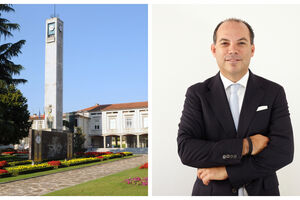 Durval Tiago Ferreira é advogado. Foi vide-presidente e vereador da Câmara Municipal de Vila Nova de Famalicão. Saiu em 2009
