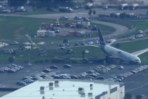 Despiste de avião da Amazon no aeroporto de Miami faz cinco mortos 