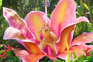 O artista fotografado por David LaChapelle, para lançar a nova tournée
