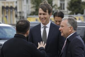 Jared Kushner e Steve Witkoff foram recebidos por Zelensky em Kiev