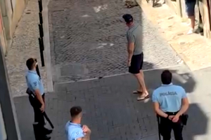 Repórter SÁBADO infiltra-se na Mouraria: População obrigada a enfrentar traficantes e consumidores
