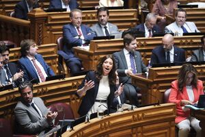 A lider do Iniciativa Liberal, Mariana Leitão 