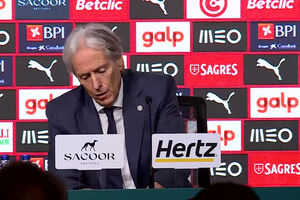 Jorge Jesus: "Ronaldo tem 5 Bolas de Ouro mas isso conta para as minhas decisões? Zero. Mas que é diferente, é"