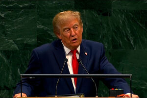 Trump quer que Inteligência Artificial se passe a chamar 'Super Inteligência'